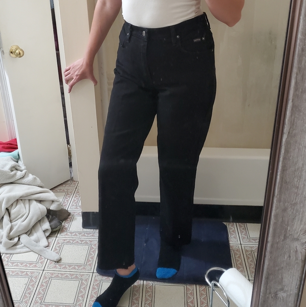 Black Denim Mom Jeans - Picture 4 of 10